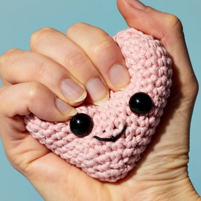 Amigurumi Heart for Valentine’s day Free Crochet Patterns – Free